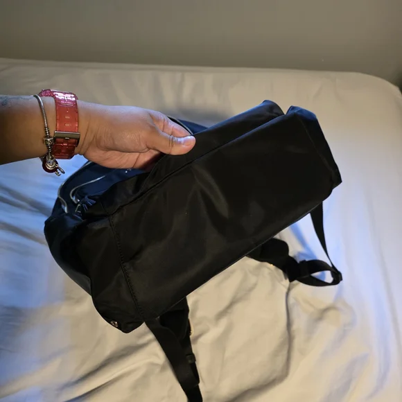 Tumi Black Backpack with Classic Design - Picture 3 of 11